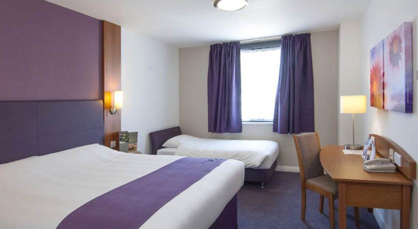 Premier Inn Norwich City Centre - Duke Street Room photo