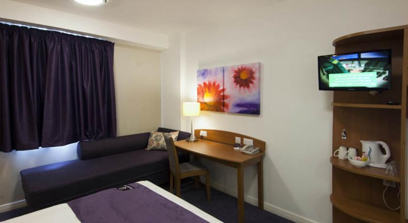 Premier Inn Norwich City Centre - Duke Street Room photo
